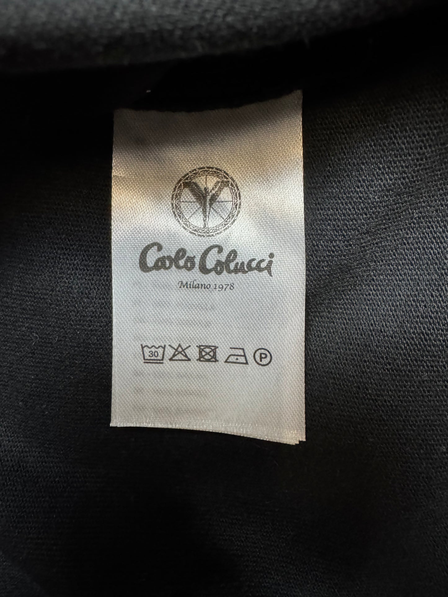 CC 410 CARLO COLUCCI Embroidered T-Shirt – Black